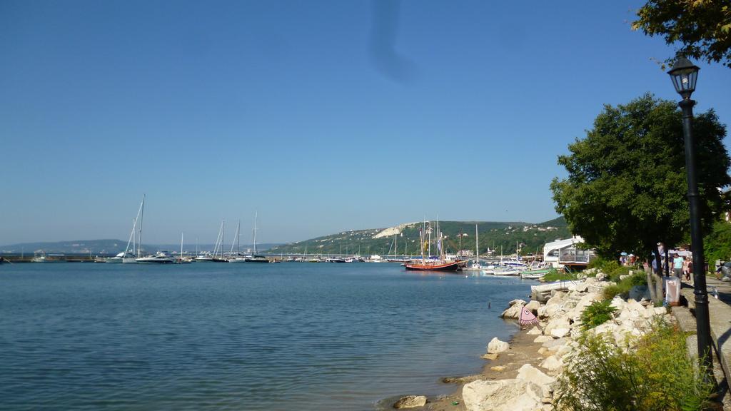 Olimpia Supersnab Hotel Balchik Luaran gambar