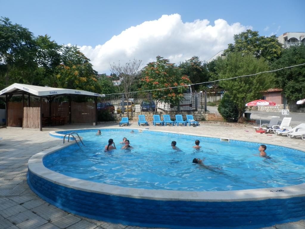 Olimpia Supersnab Hotel Balchik Luaran gambar