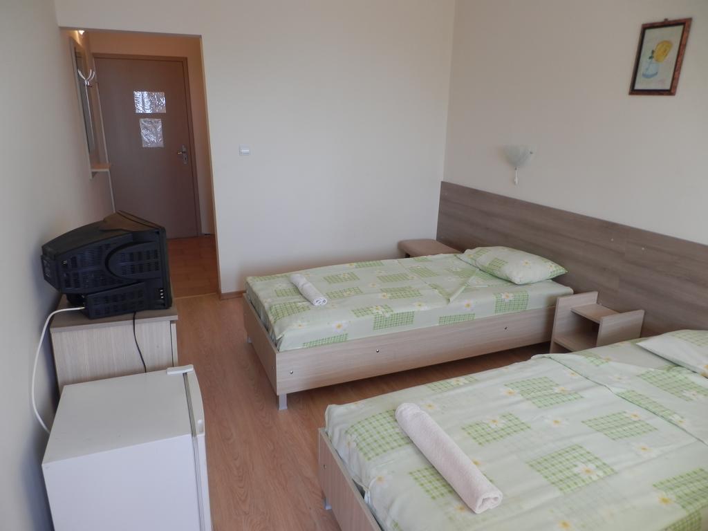 Olimpia Supersnab Hotel Balchik Bilik gambar