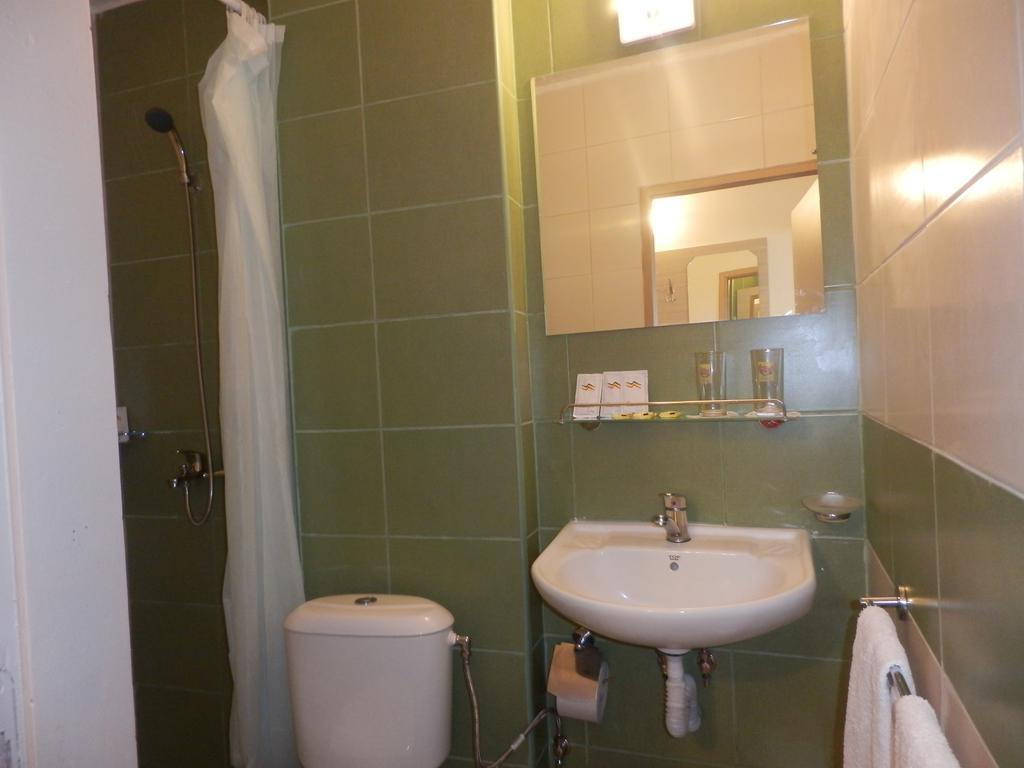 Olimpia Supersnab Hotel Balchik Luaran gambar